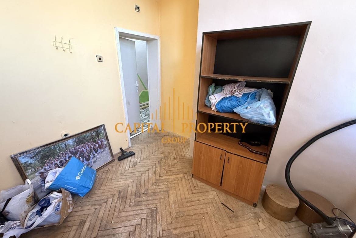 Спортна зала и офиси в гр. Дулово - 0
