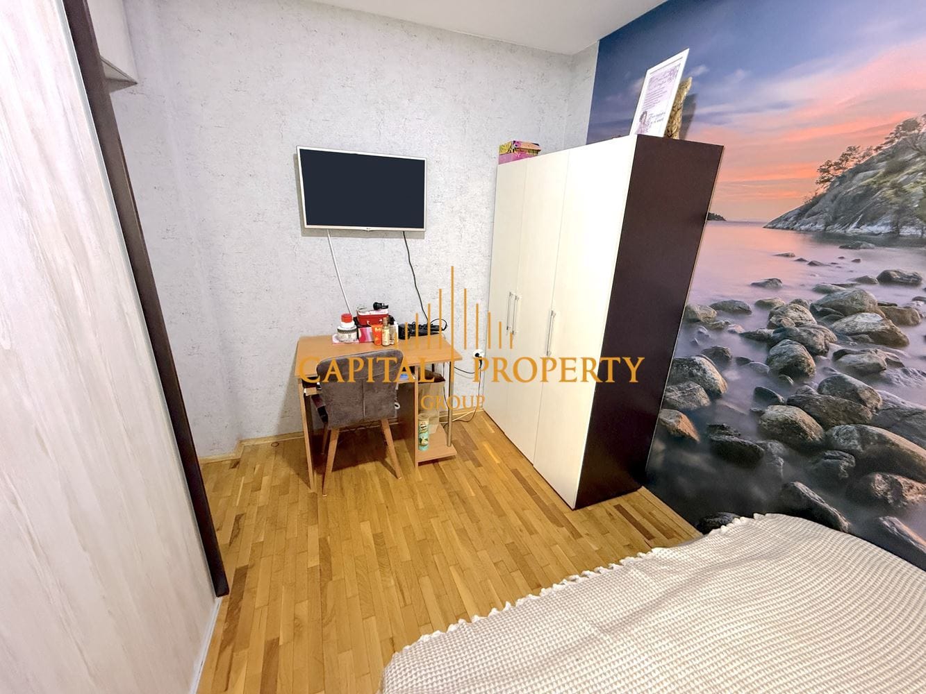Тристаен обзаведен апартамент 75м2 в. кв. Левски, гр. Варна - 0