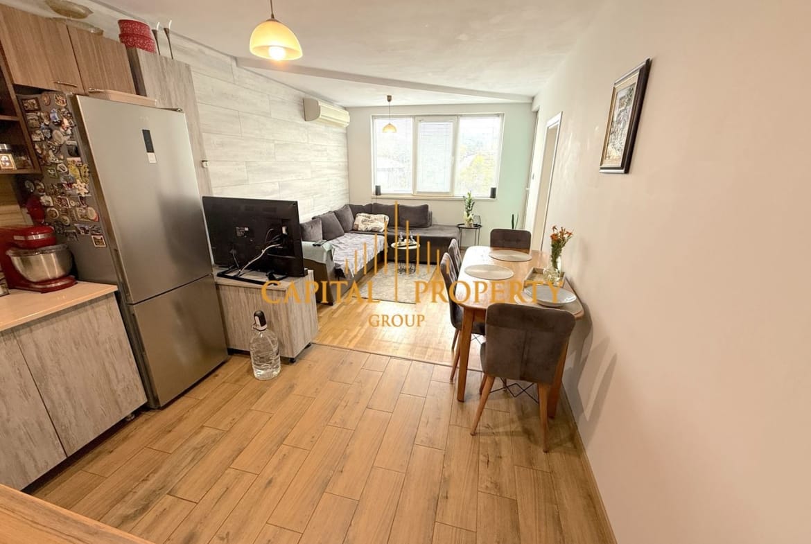 Тристаен обзаведен апартамент 75м2 в. кв. Левски, гр. Варна - 0