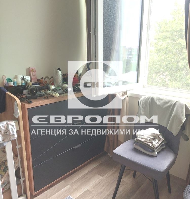 Двустаен обзаведен в кв. Три Чучура юг - 0