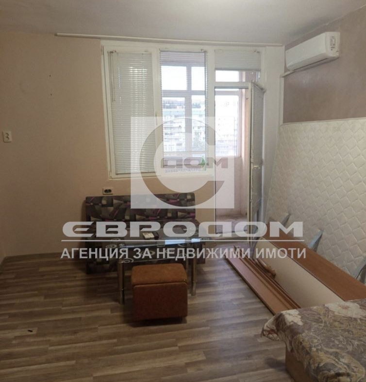 Продавам гарсониера в кв. Три Чучура - Юг - 0
