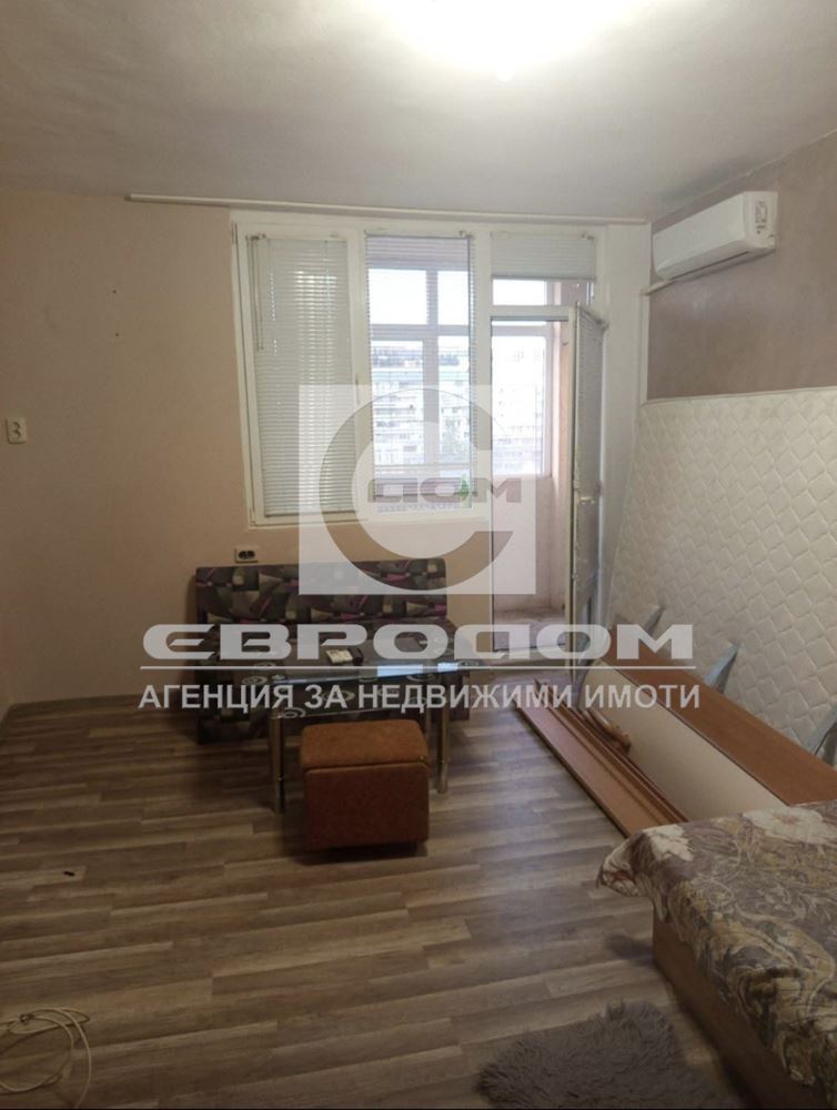 Продавам гарсониера в кв. Три Чучура - Юг - 0