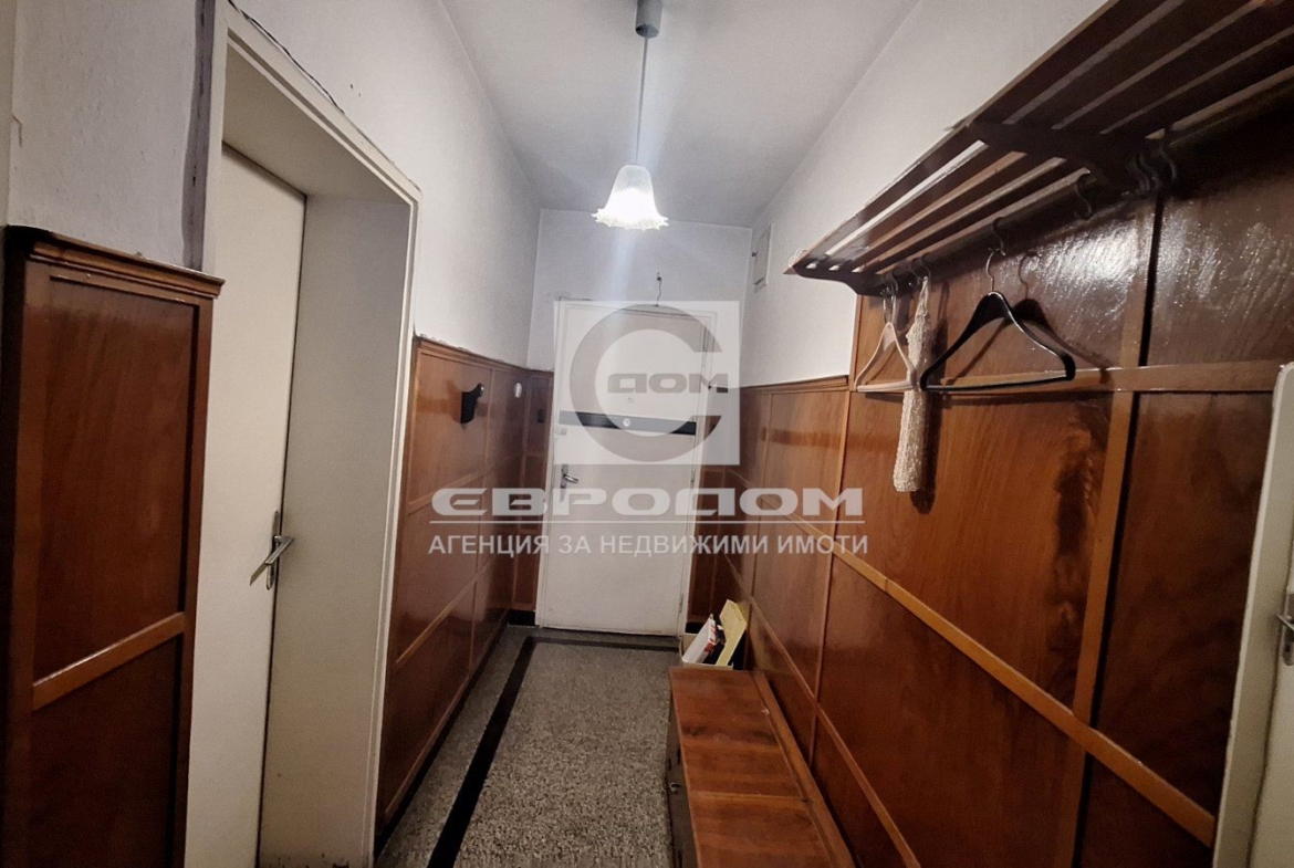 Продавам многостаен апартамент в централната част на Стара Загора - 0