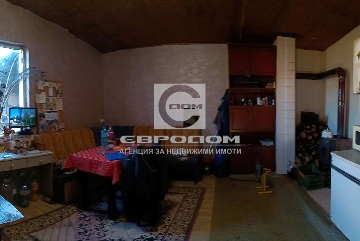 Продавам парцел в Индустриална зона - Изток - 0