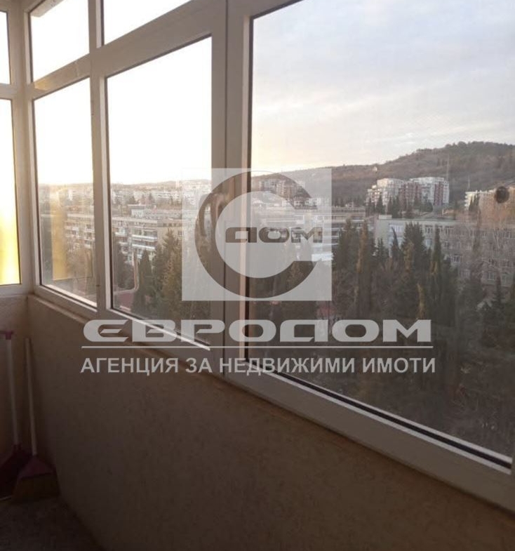 Продавам гарсониера в кв. Три Чучура - Юг - 0