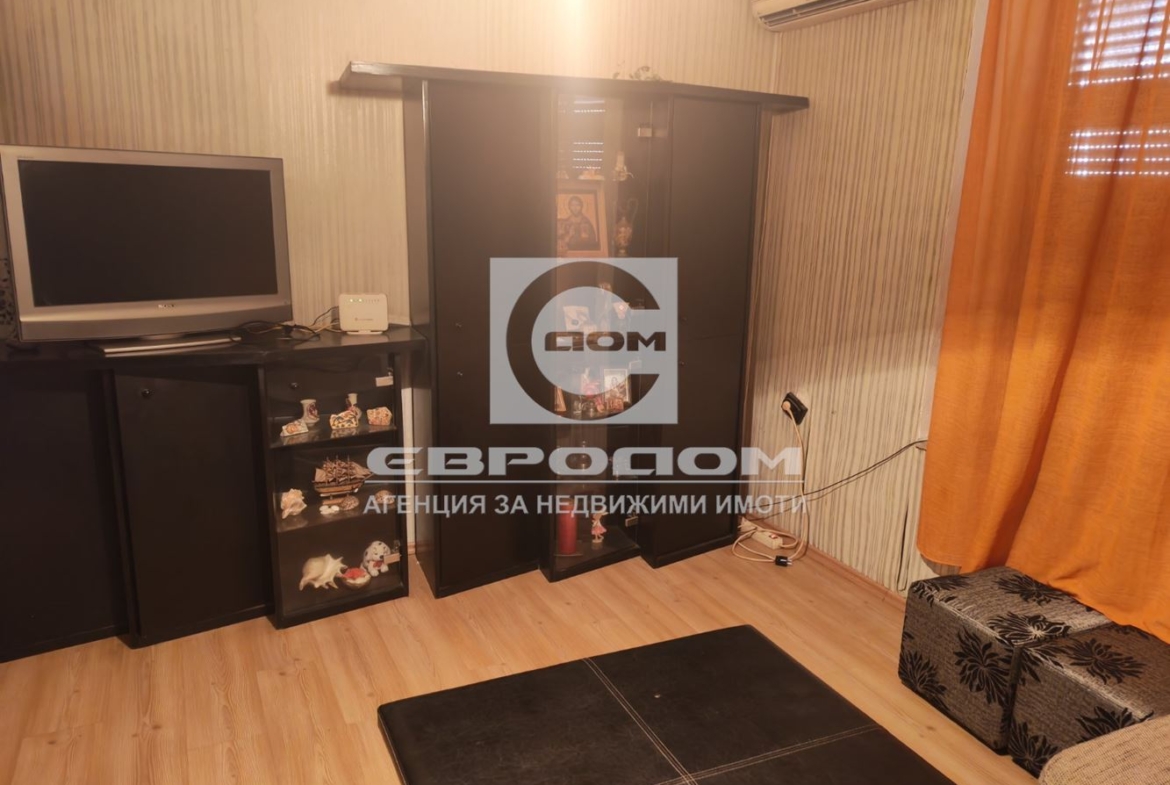 Продавам къща в град Мъглиж - 0