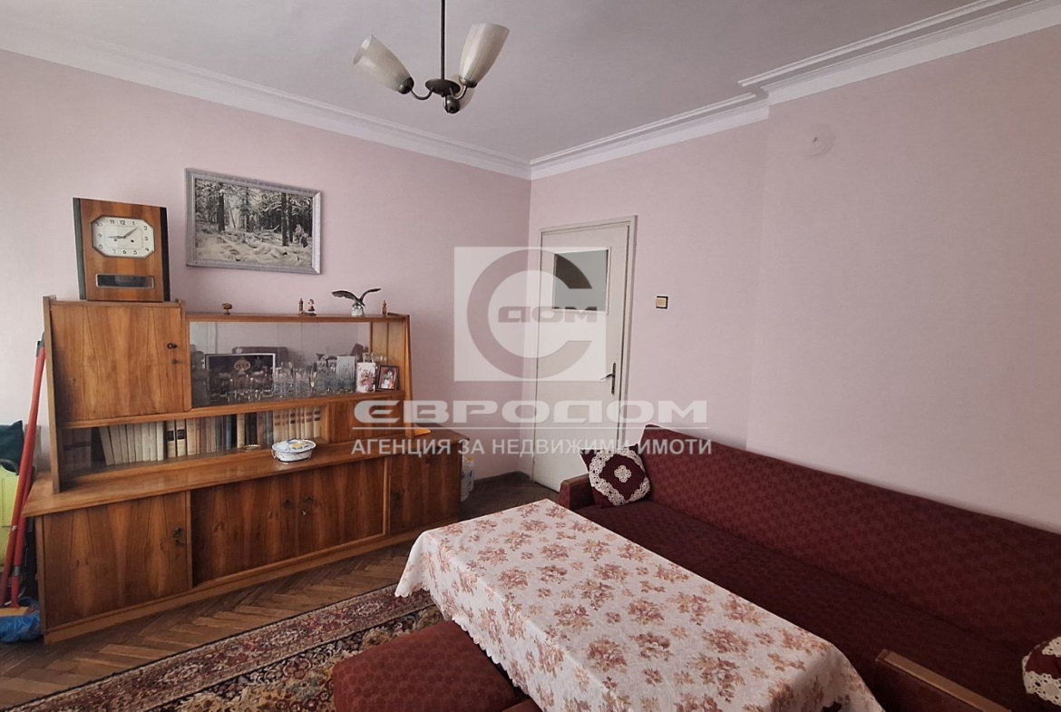 Продавам многостаен апартамент в централната част на Стара Загора - 0